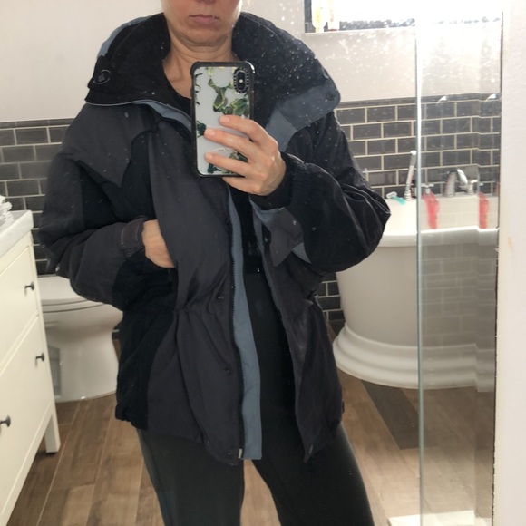 Columbia Women’s ski jacket - Picture 12 of 14